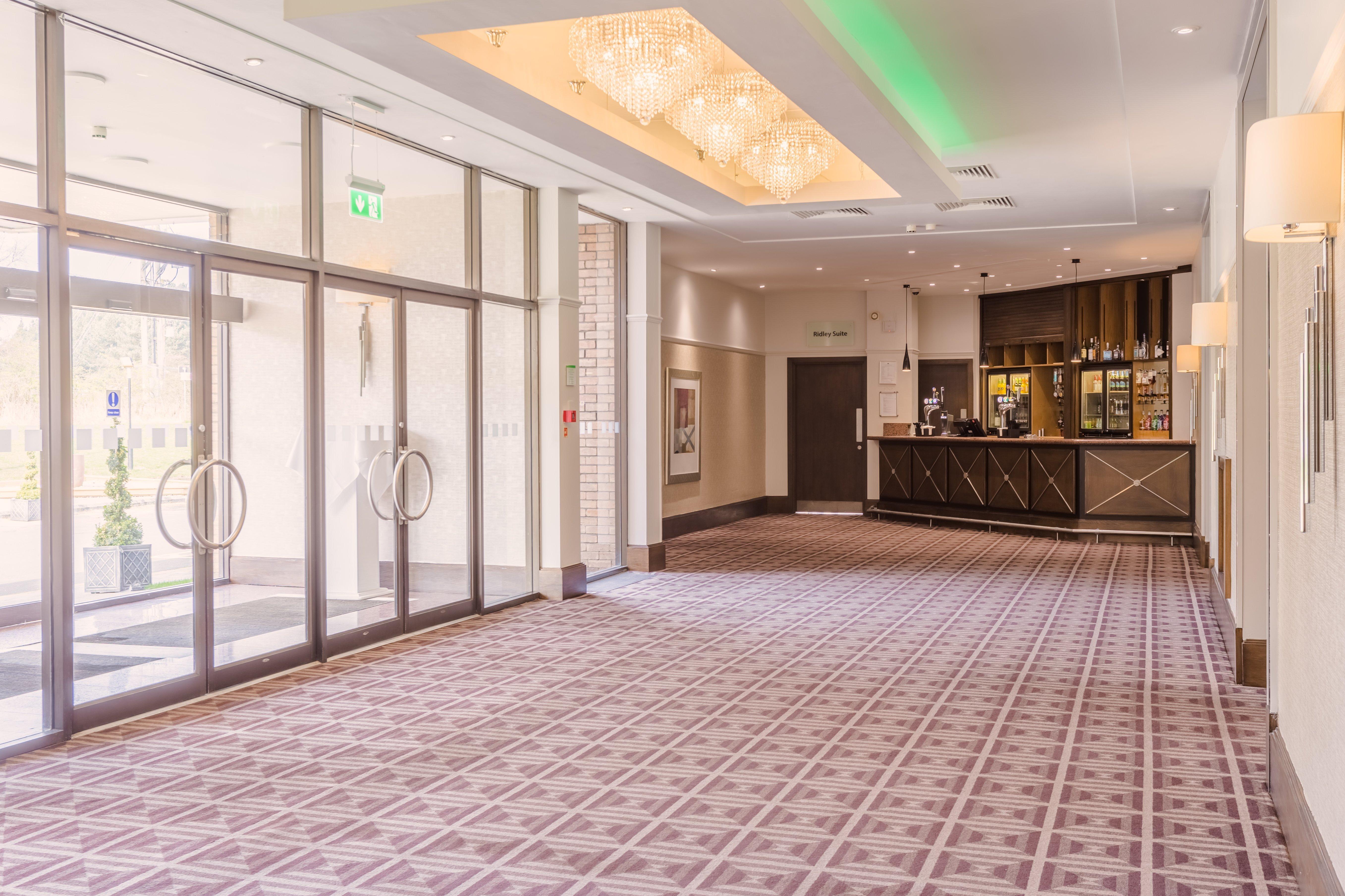 Holiday Inn Newcastle Gosforth Park By Ihg Seaton Burn Exterior foto